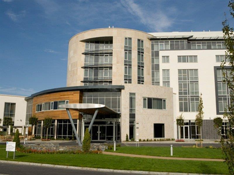 Carlton Hotel Blanchardstown Exterior photo
